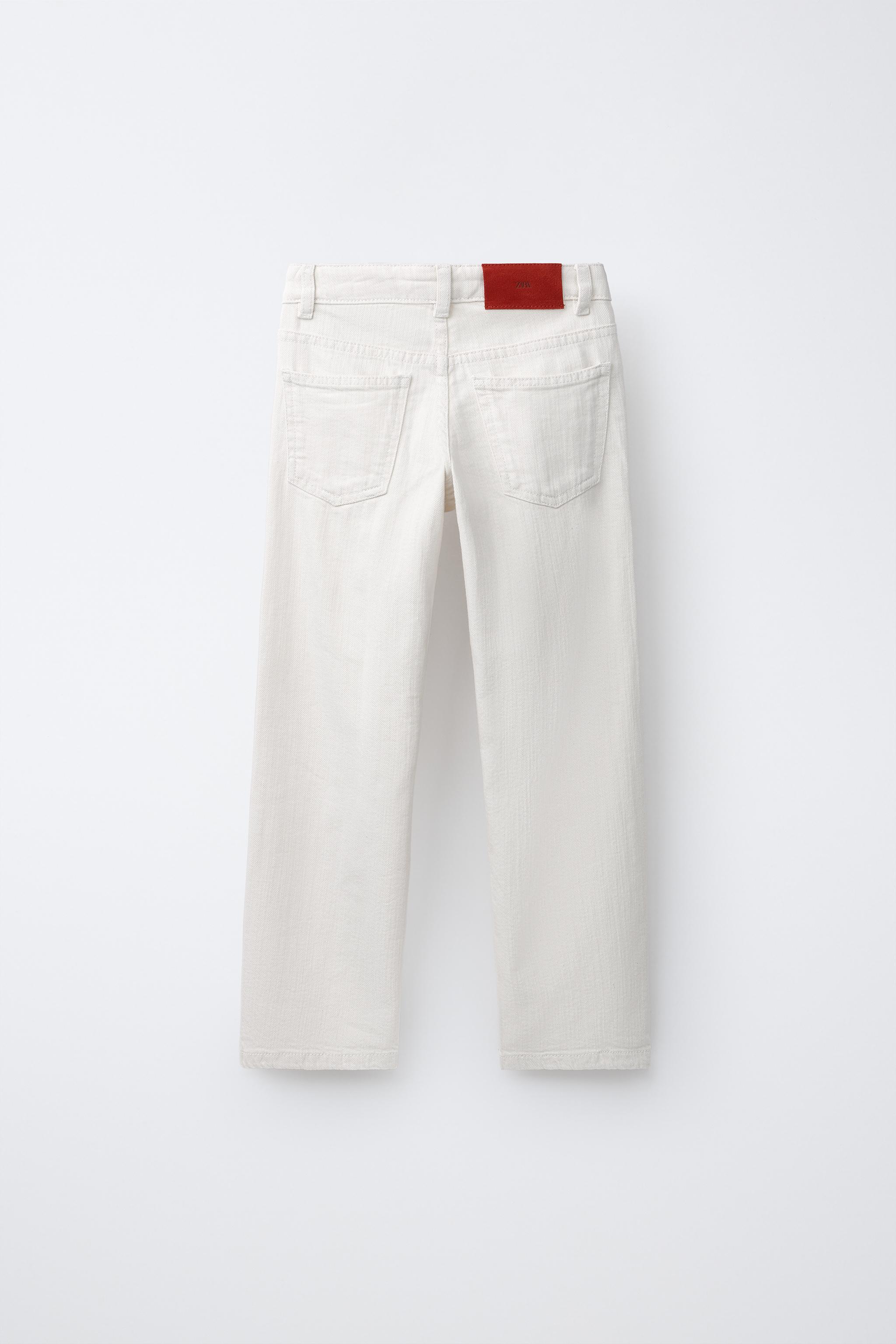 STRAIGHT JEANS